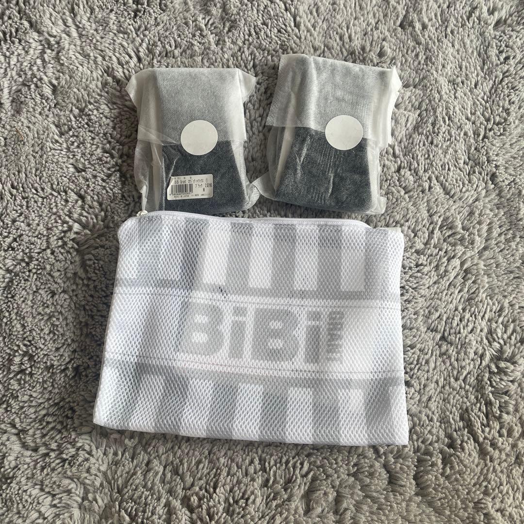 新品・未使用【BiBi Grant ララグラント】2足セット ハイソックス