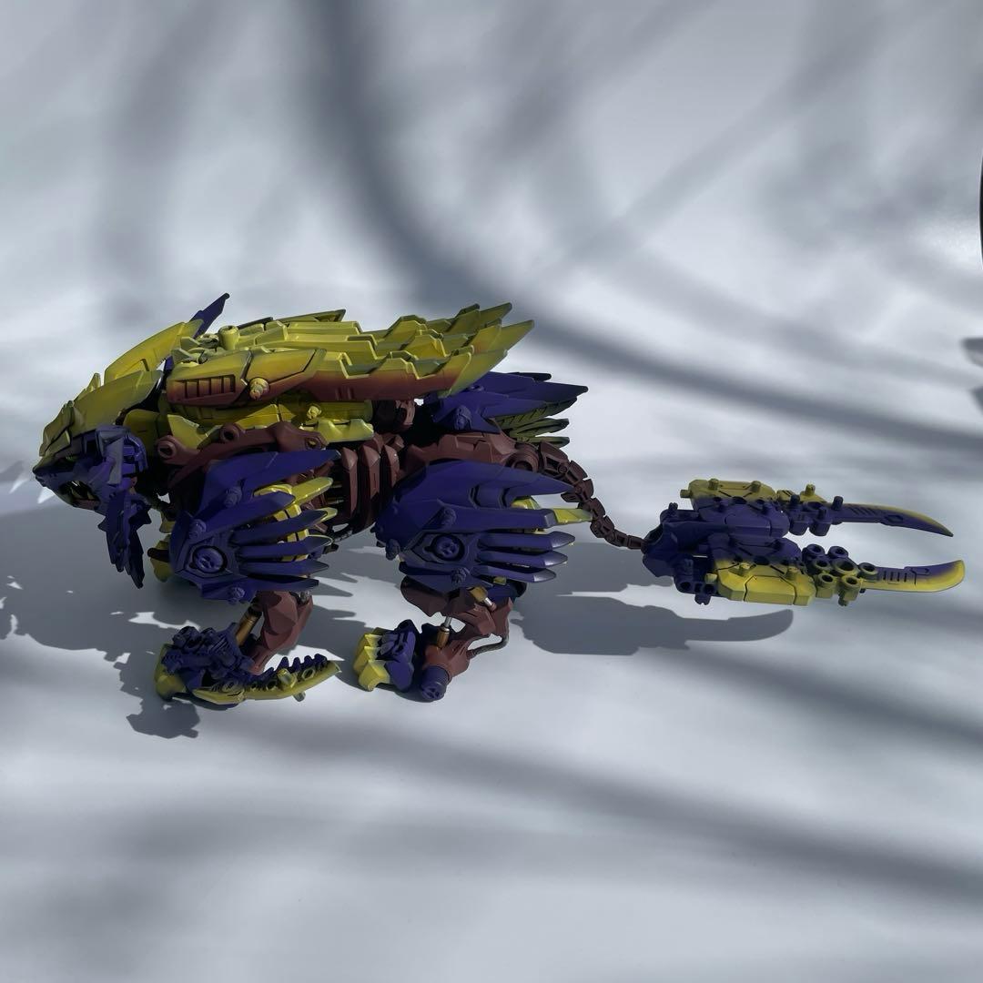 ゾイドワイルド ビーストライガー 禍鎧Ver. 塗装済　完成品