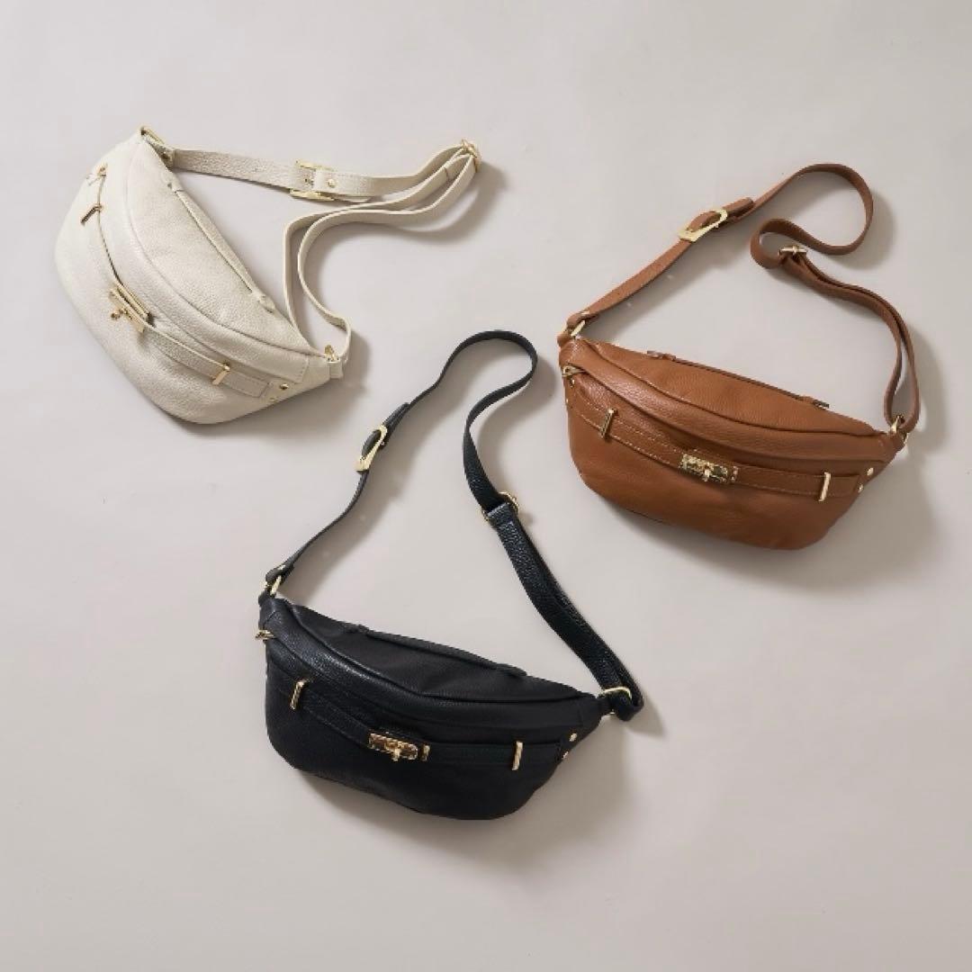 【極美品】AULENTTI オーレンティ　ボディバッグ　本革　黒　ゴールド