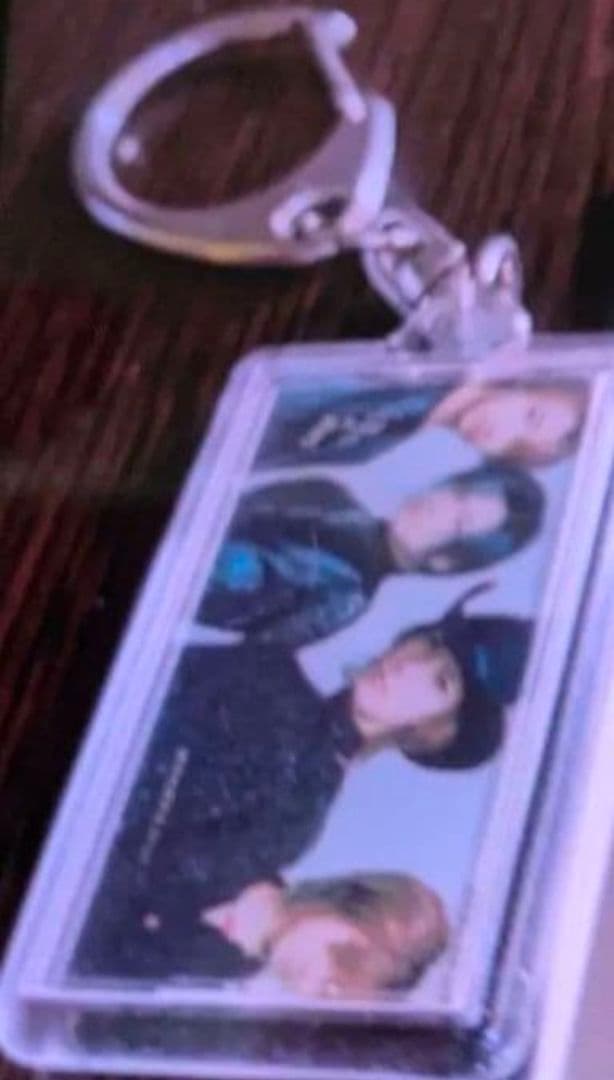 新品 未使用 Λucifer リュシフェル グッズ 缶バッジ　4個　セット　③