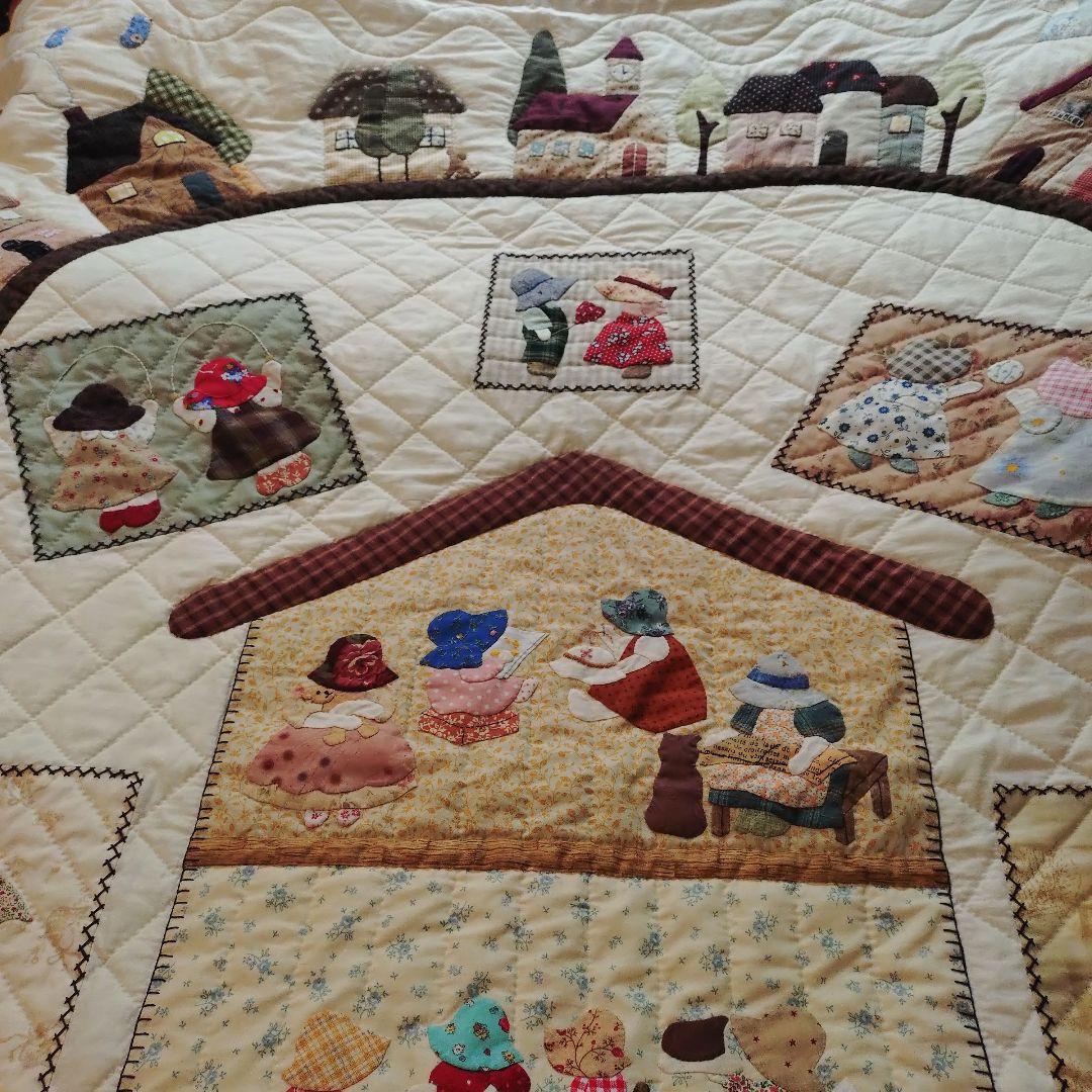 ハンドメイド　パッチワークベッドカバー