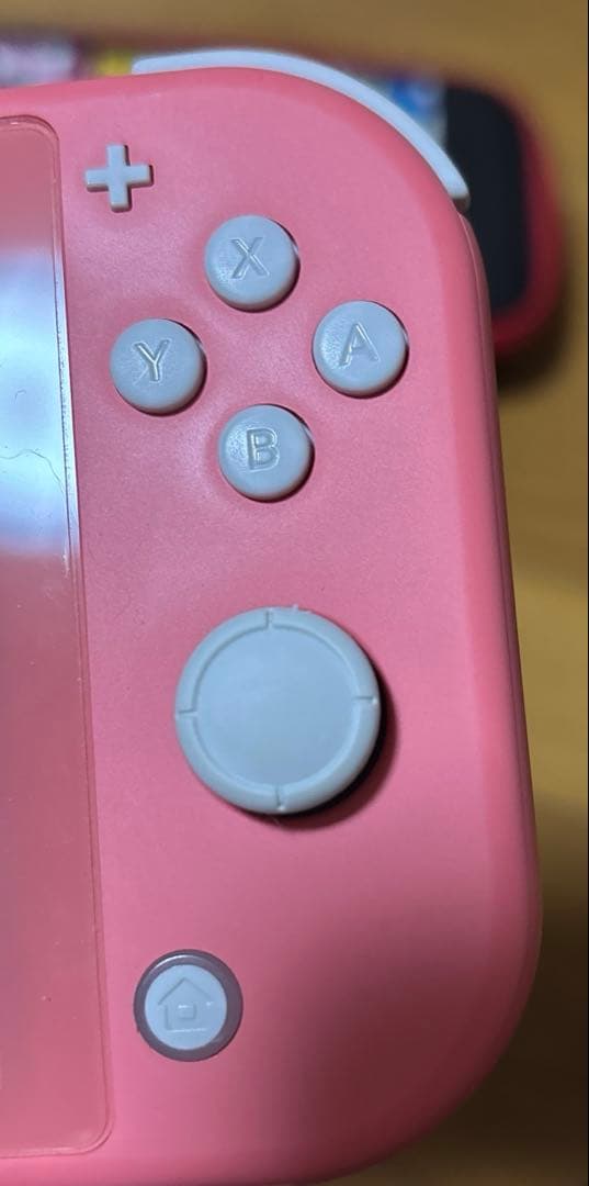 Switchライト　コーラル