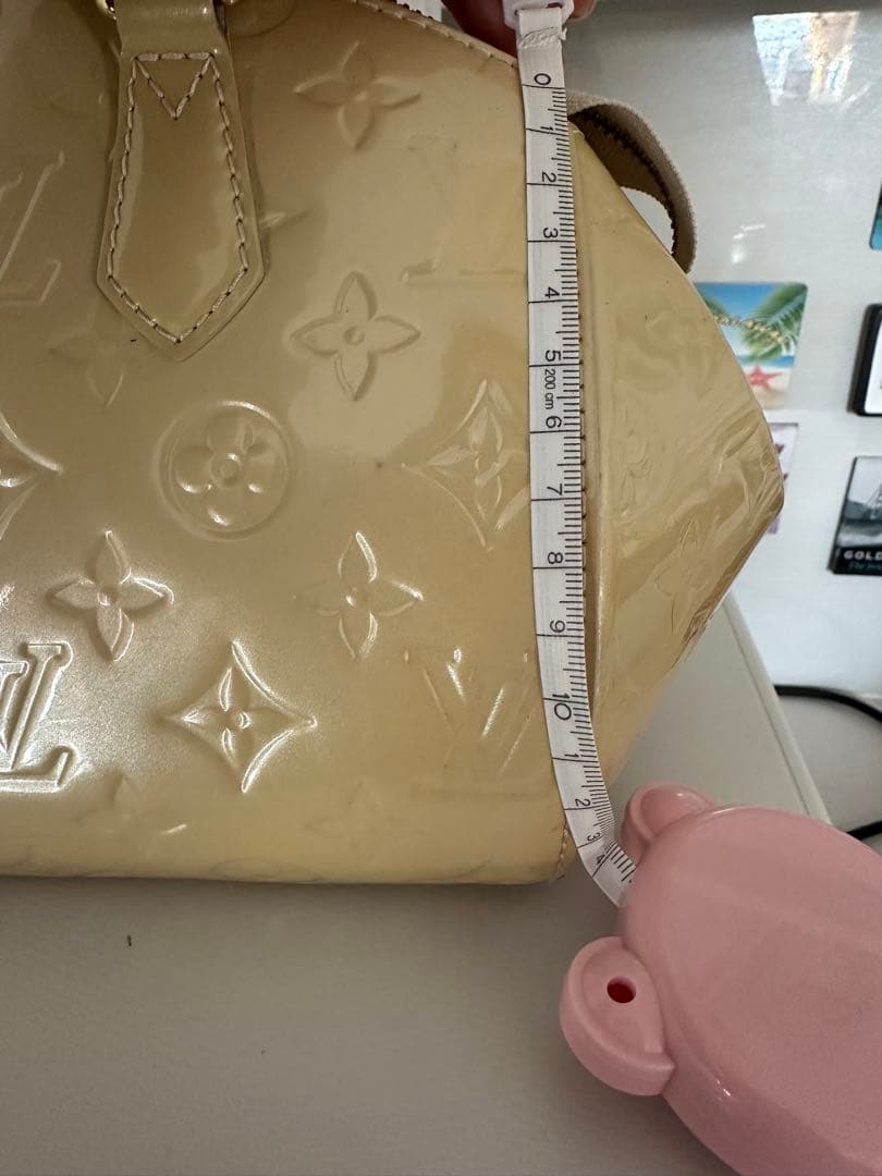 Louis Vuitton エナメルレザー ハンドバッグ クリーム