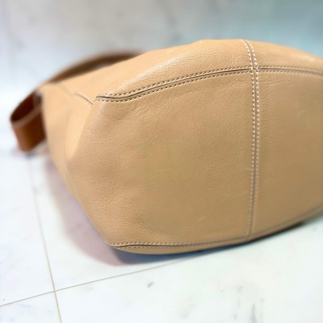 TOD'S トッズ ハンドバッグ レザー ベージュブラウン 肩掛け トートバッグ