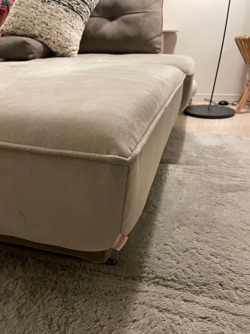 引越しセール中@Meg アルフレードソファ&オットマン&背もたれ2個