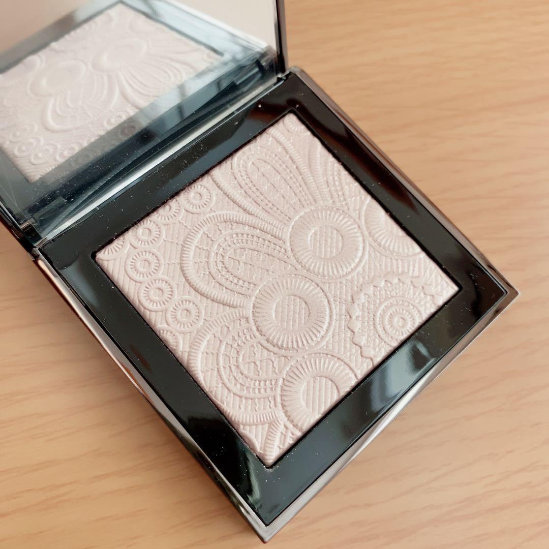 【限定＊新品未使用】BURBERRY フレッシュグロウハイライター No.03