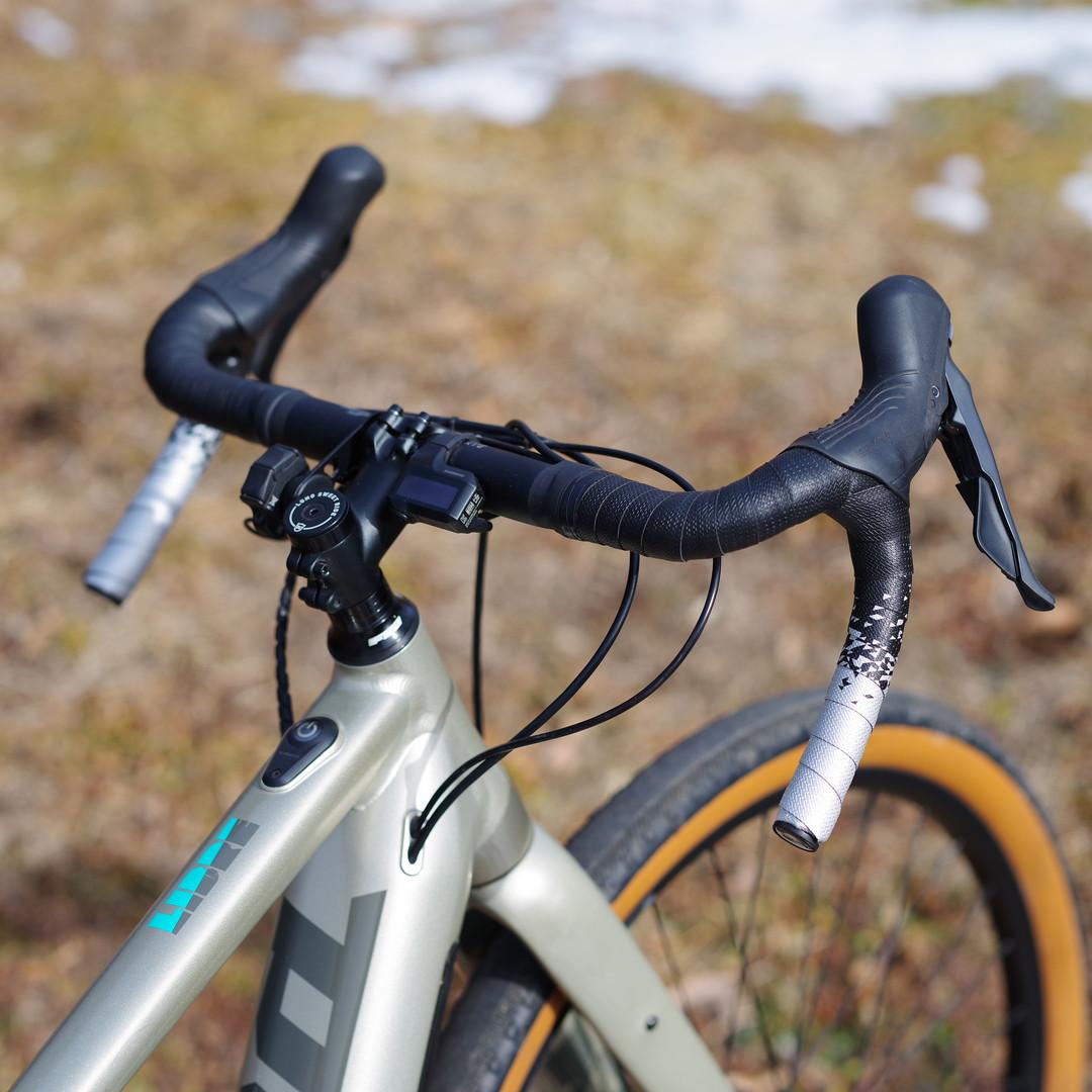 KONA LIBRE EL 52サイズ グラベルe-bike 走行僅か