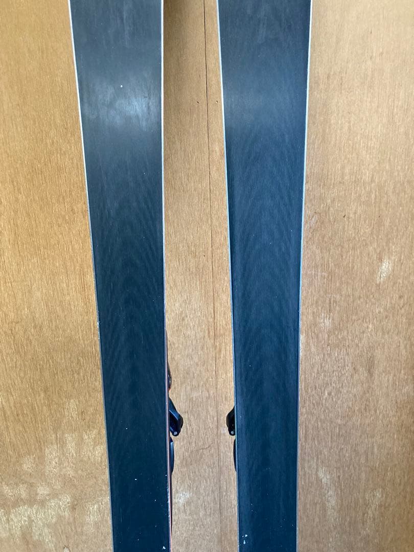 Atomic Redster X9i REVO スキー板166cm