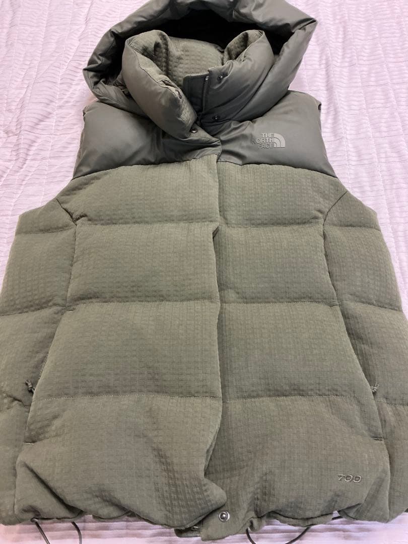 最終値下） THE NORTH FACE フード付ダウンベスト オリーブグリーン