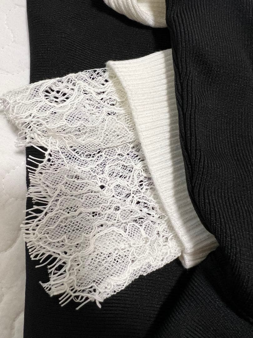 アプワイザーリッシェ　袖レースビスチェ切替ワンピース　特殊黒　M