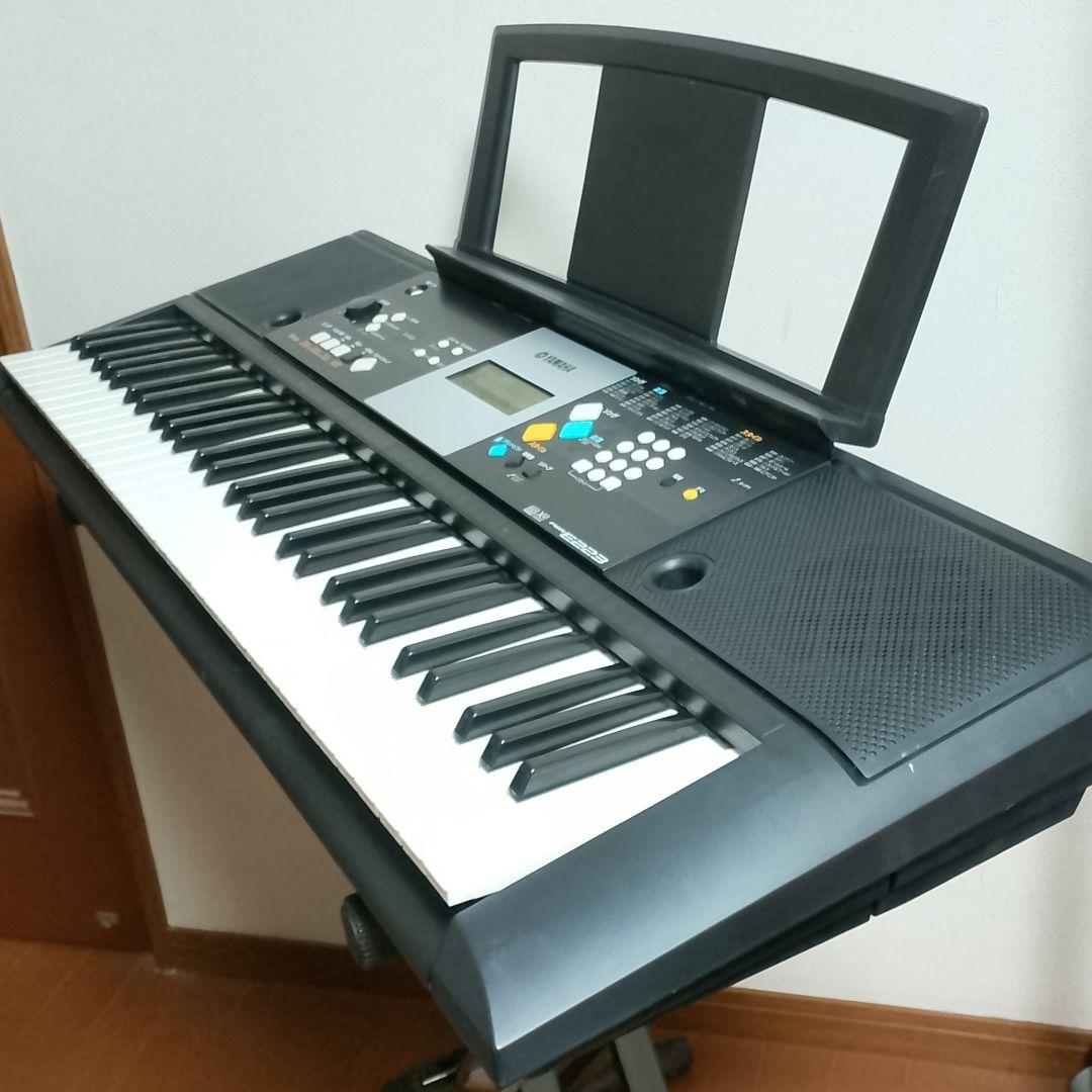 YAMAHA　PORTATONE　PSR-E223　電子キーボード