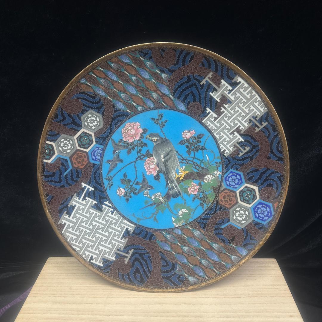 中国　景泰藍焼　七宝 牡丹鷹雀花鳥文飾皿