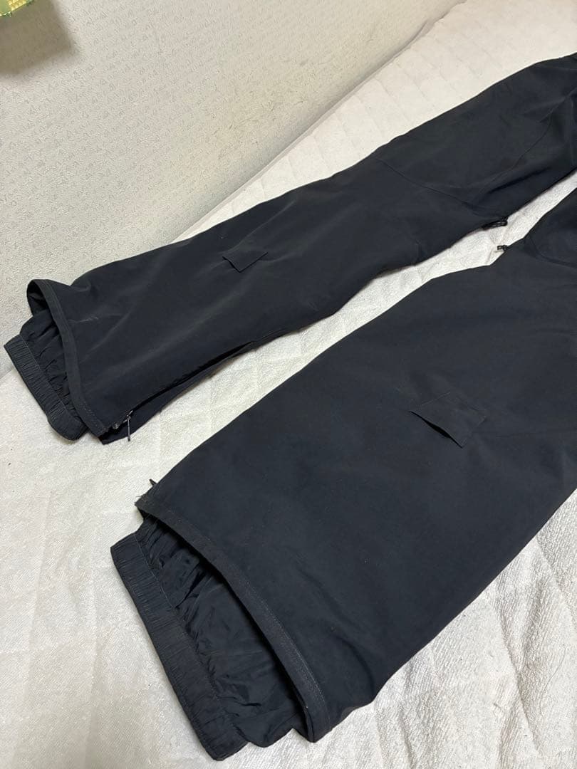 BURTON ak GORE-TEX サイクリック　黒　Mサイズ　訳あり