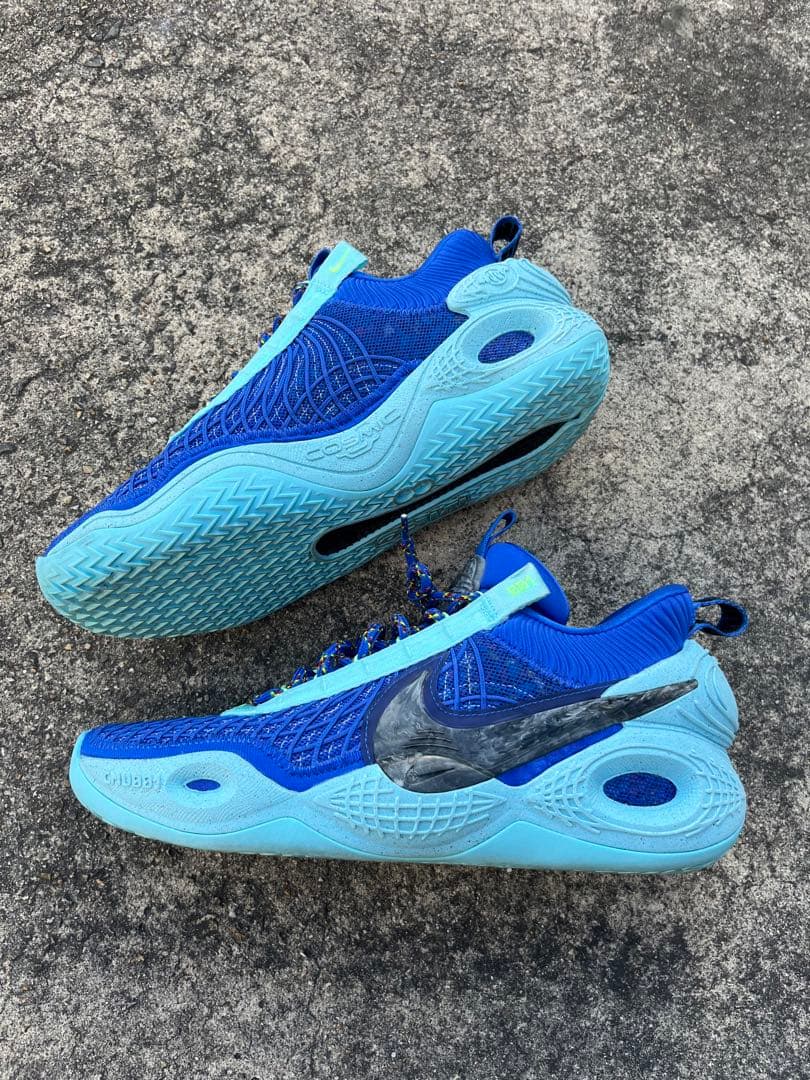 ナイキ コズミック ユニティCOSMIC UNITY TB 28cm