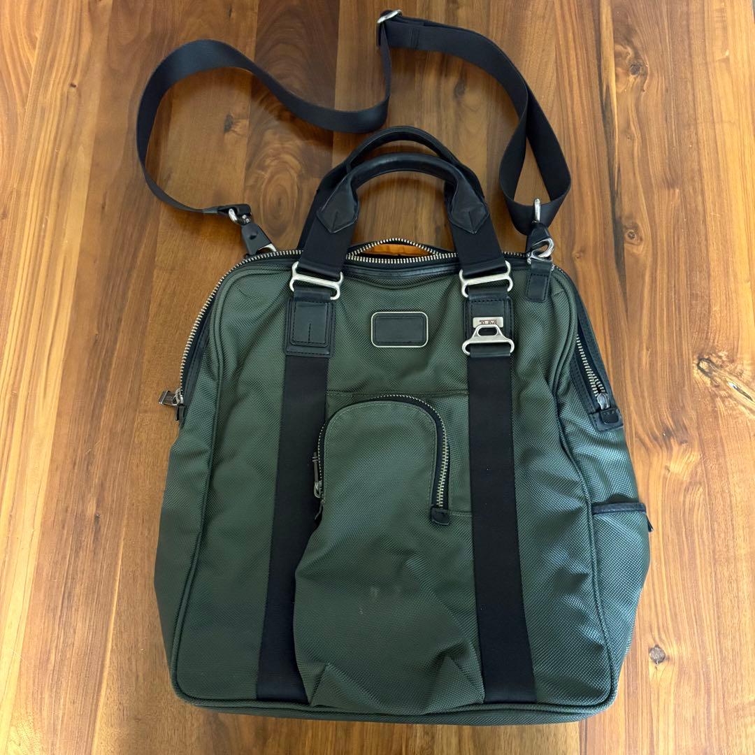 ◎週末限定セール中 TUMI オリーブグリーン ビジネスバッグ 2月末まで出品