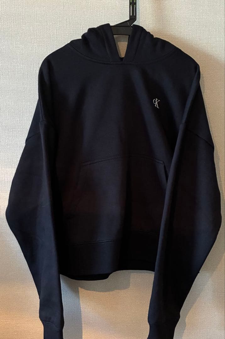 apstudio ブラック パーカー