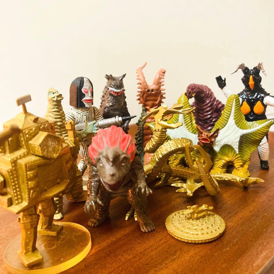 ガシャポン✳️ウルトラマン『HG 怪獣シリーズ ガチャフィギュア 10個セット』