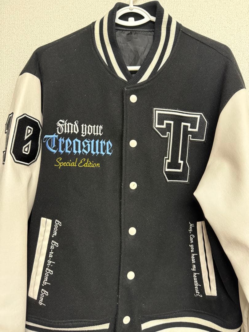 TREASURE REBOOTグッズ B.O.M.B. スタジャン