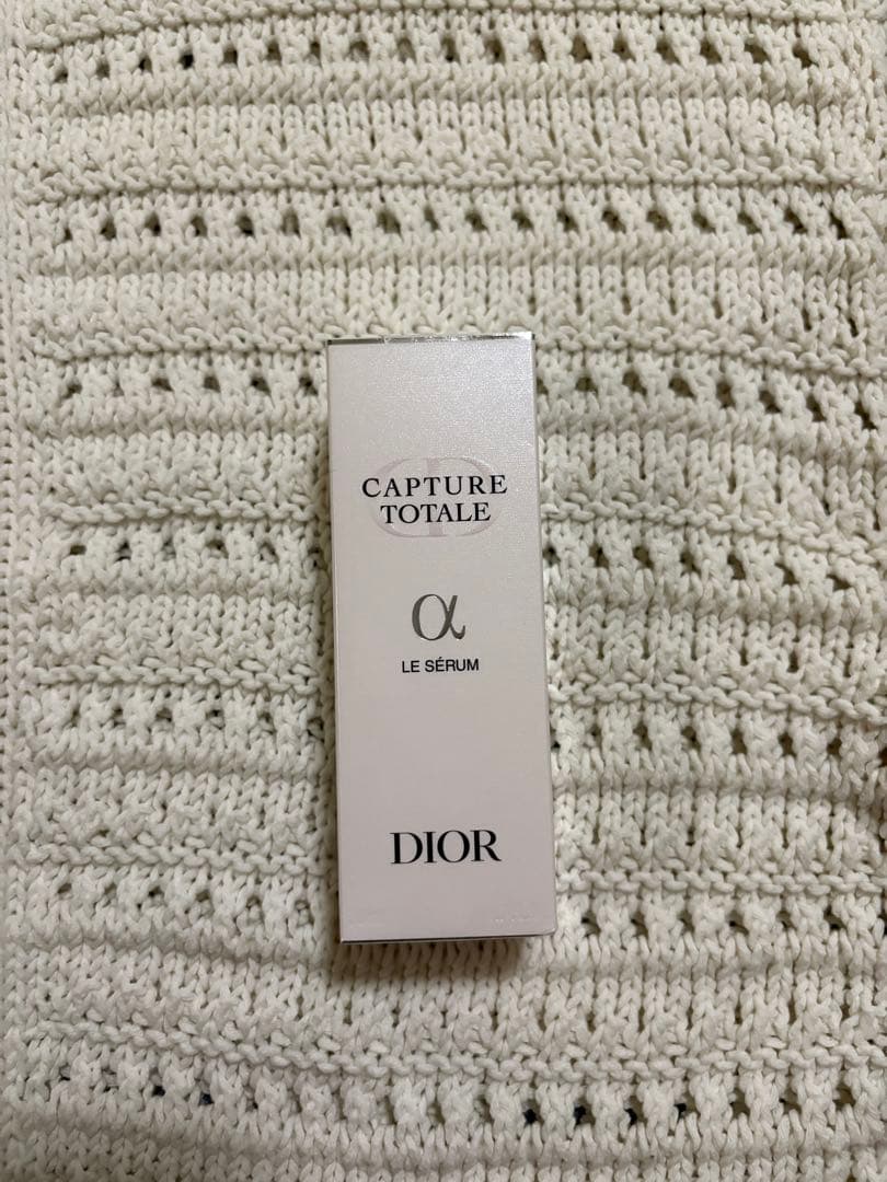 DIOR CAPTURE TOTALE LE SÉRUM (美容液)50ml