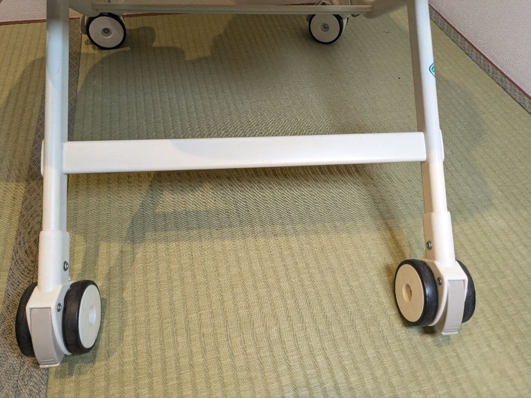 combi ネムリラ AUTO SWING エッグショック コンビ