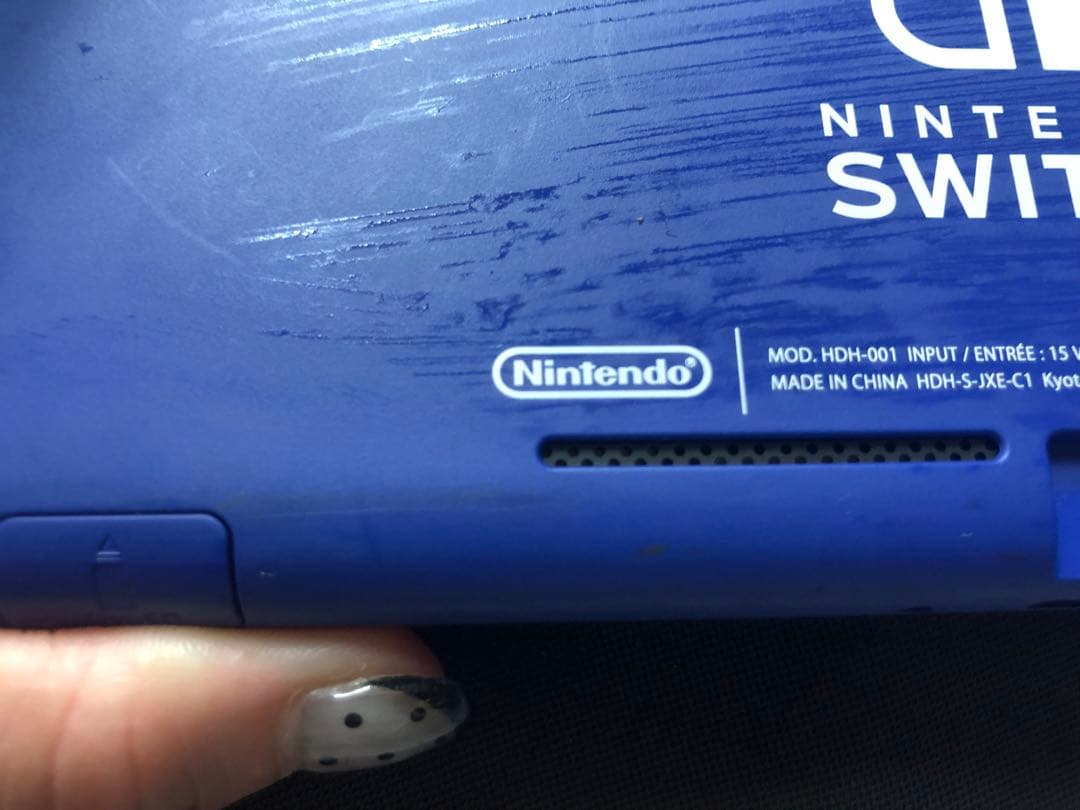 保証書保証期間付き 可動確認済みNintendo Switch Lite 142