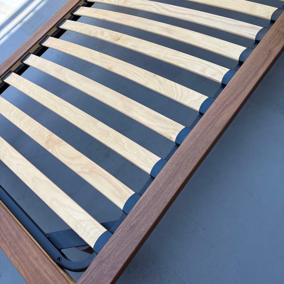 無印　シングルベッドフレーム すのこ　ウォールナット