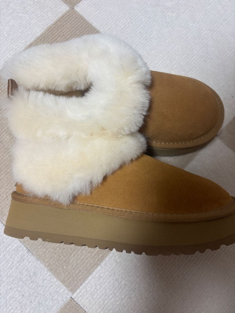 本日値下げ限定価額23.5cm厚底UGG ふわふわムートンブーツ ブラウン
