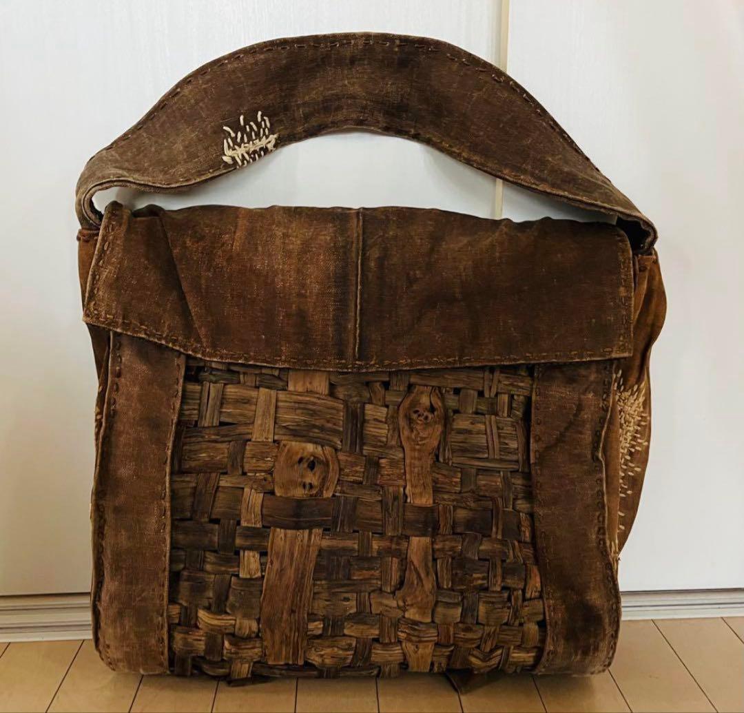 SALE◆希少 柿渋古布と国産山葡萄蔓 背負える大型籠リュック 斜め掛