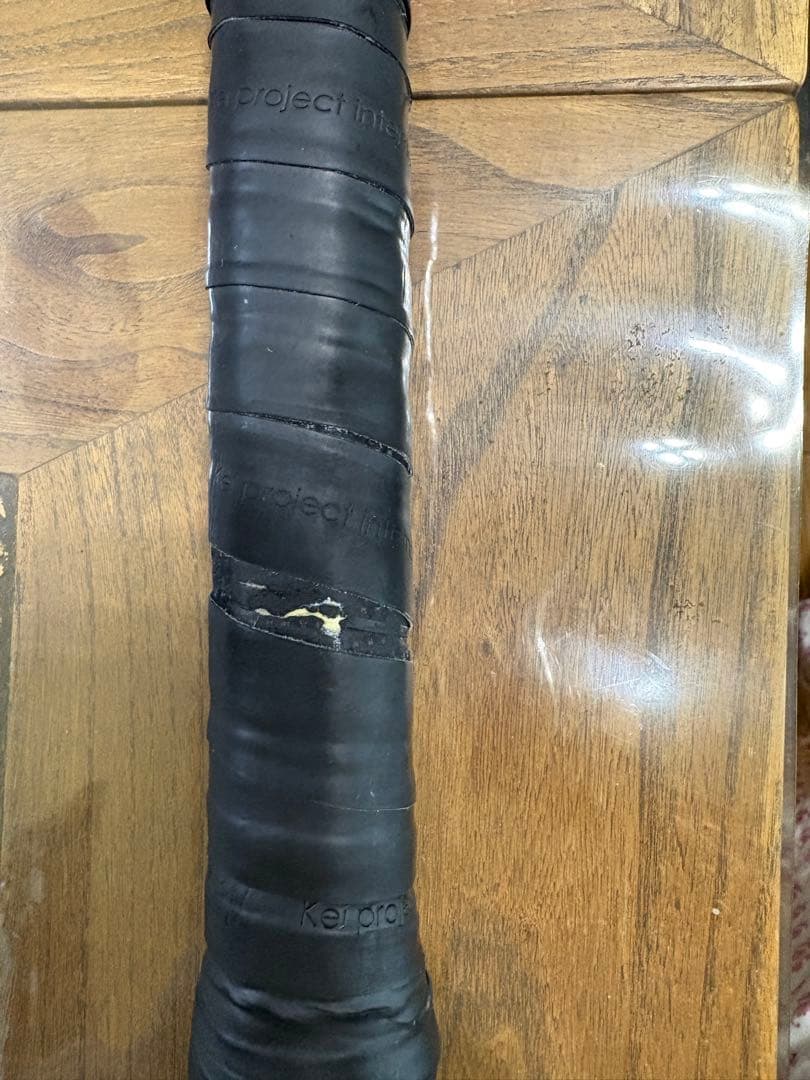 YONEX Vcore100 300gレッド/ブラック　yonex不織布袋付き♡