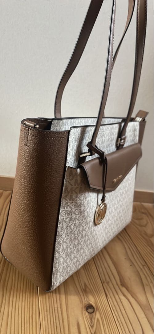 【正規品】MICHAEL KORS トートバッグ ポーチ&ショルダーバッグ付き