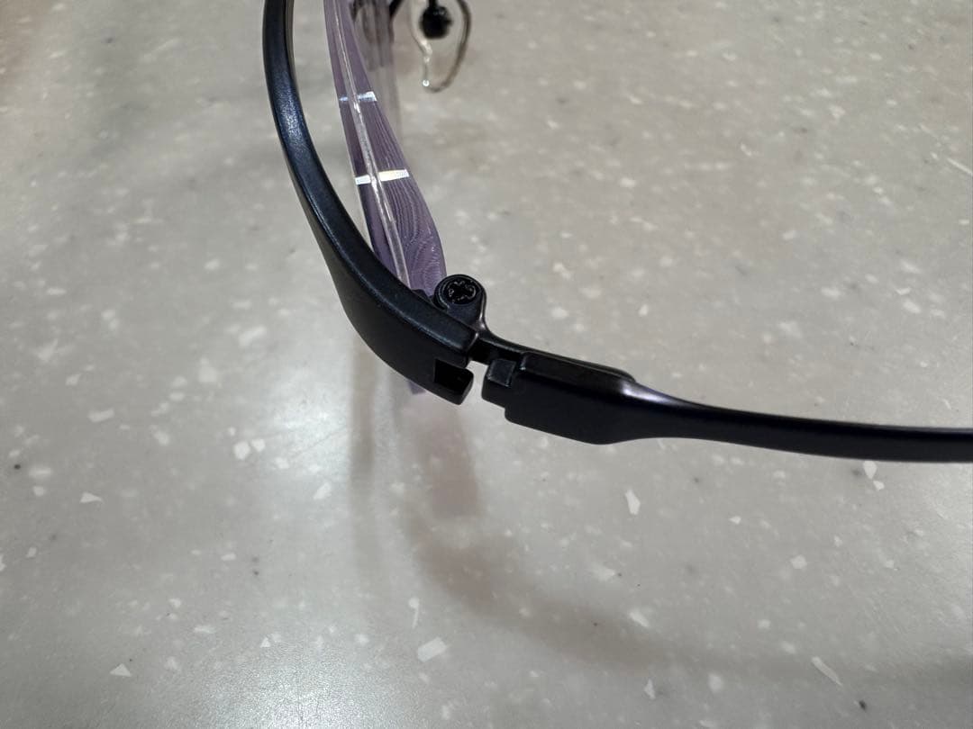 999.9 ダークブルーマットフレーム メガネ(度あり) ケース付き