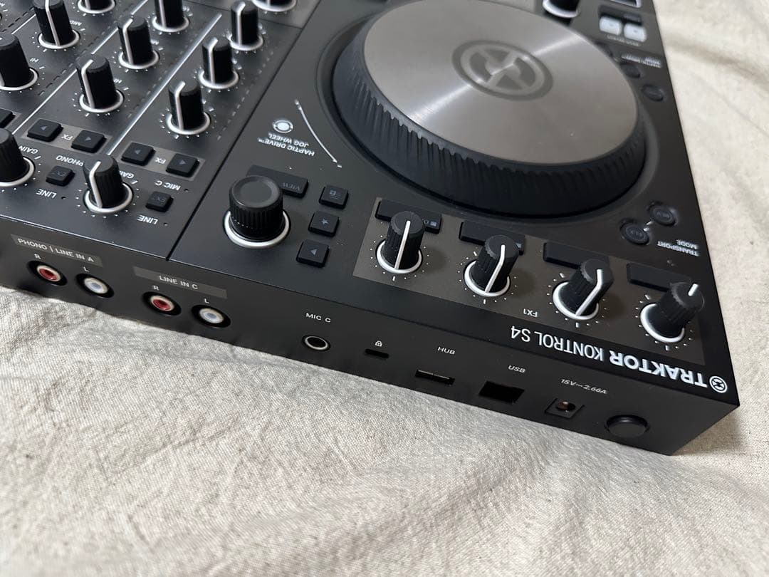 DJ機材 TRAKTOR KONTROL S4 MK3