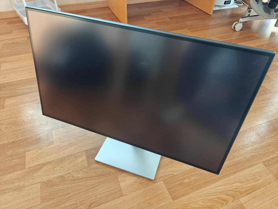 JAPANNEXT 27インチ モニター 4k 60HZ べセルレス