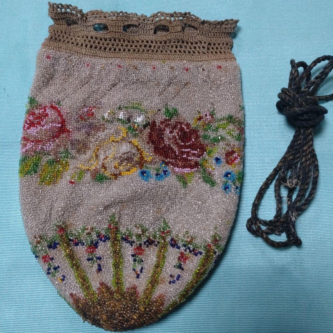 【専用です】アンテイークビーズのポシェットです。