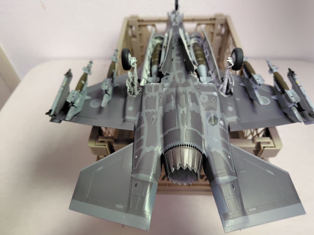 タミヤ F-35A 1/48スケール プラモデル完成品