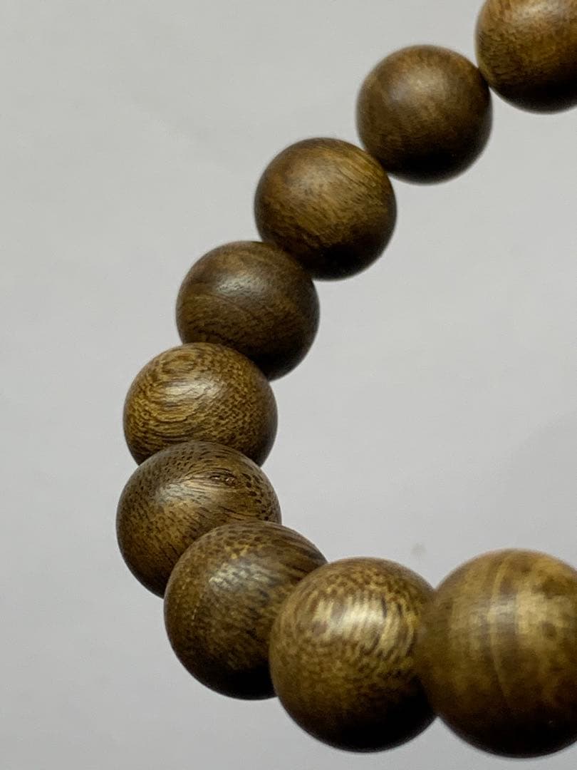 極上緑油伽羅 沈香原木 香木 重さ:9.8g (特别価格)