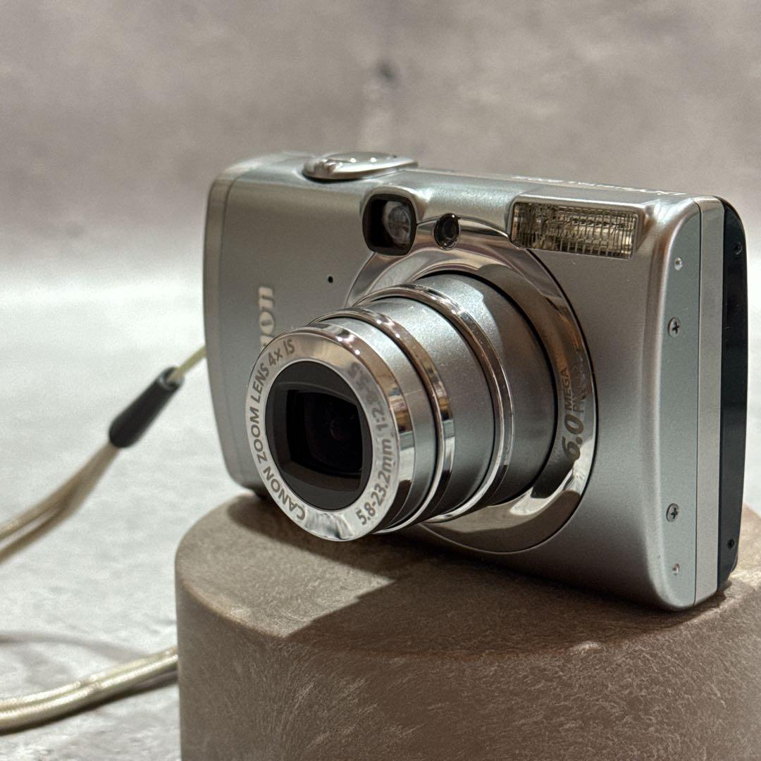 Canon IXY DIGITAL 800 IS コンデジ 付属品多数 極美品