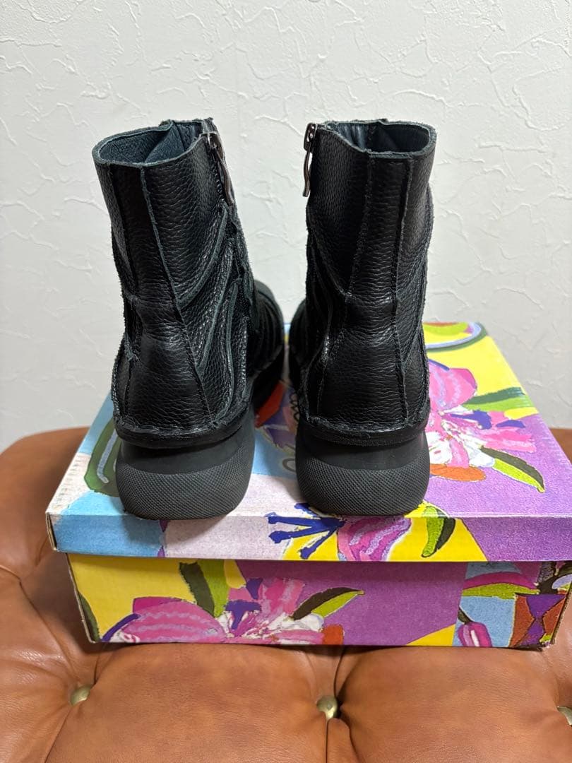 エスタシオン ブラックサイドジップブーツ