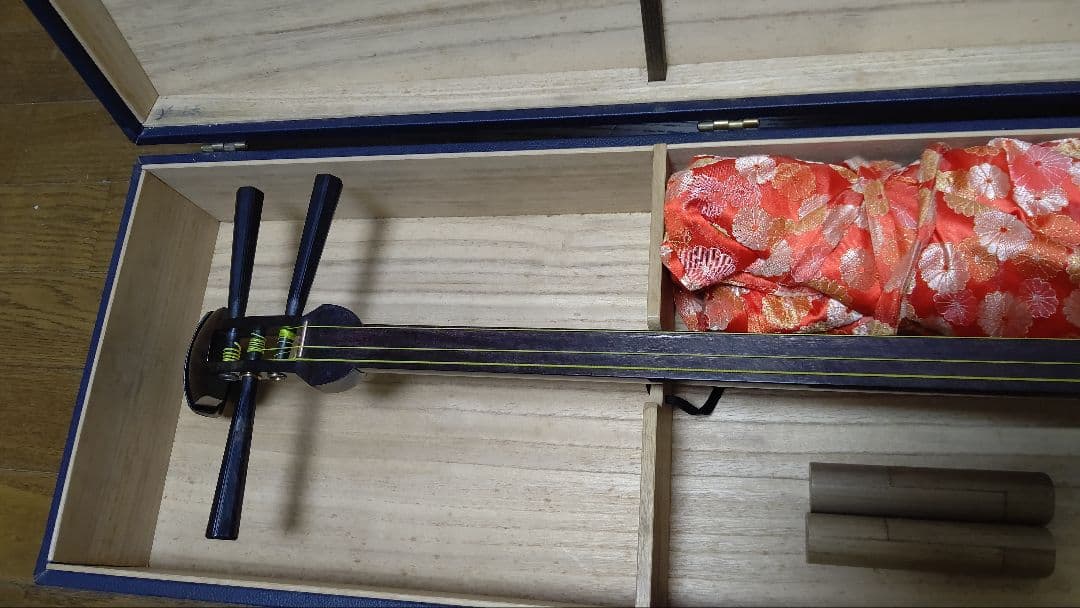 値下げ三味線ケース付き　皮破れあり、ジャンク扱い　検　紅木　和楽器　清元　長唄