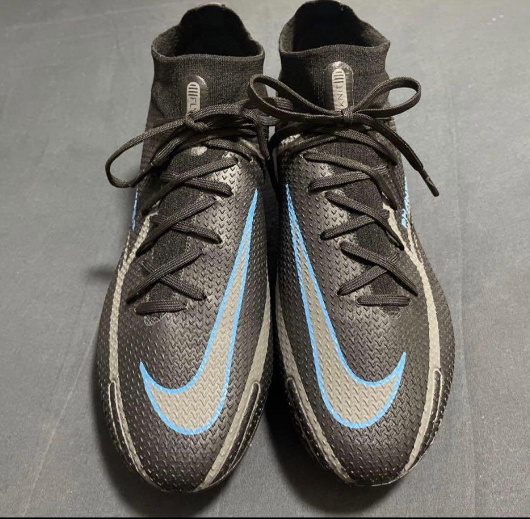 NIKE ファントムGT2 FG 27cm 82