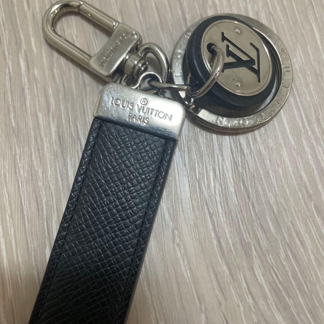 Louis Vuitton ブラックレザー キーホルダー　M67242