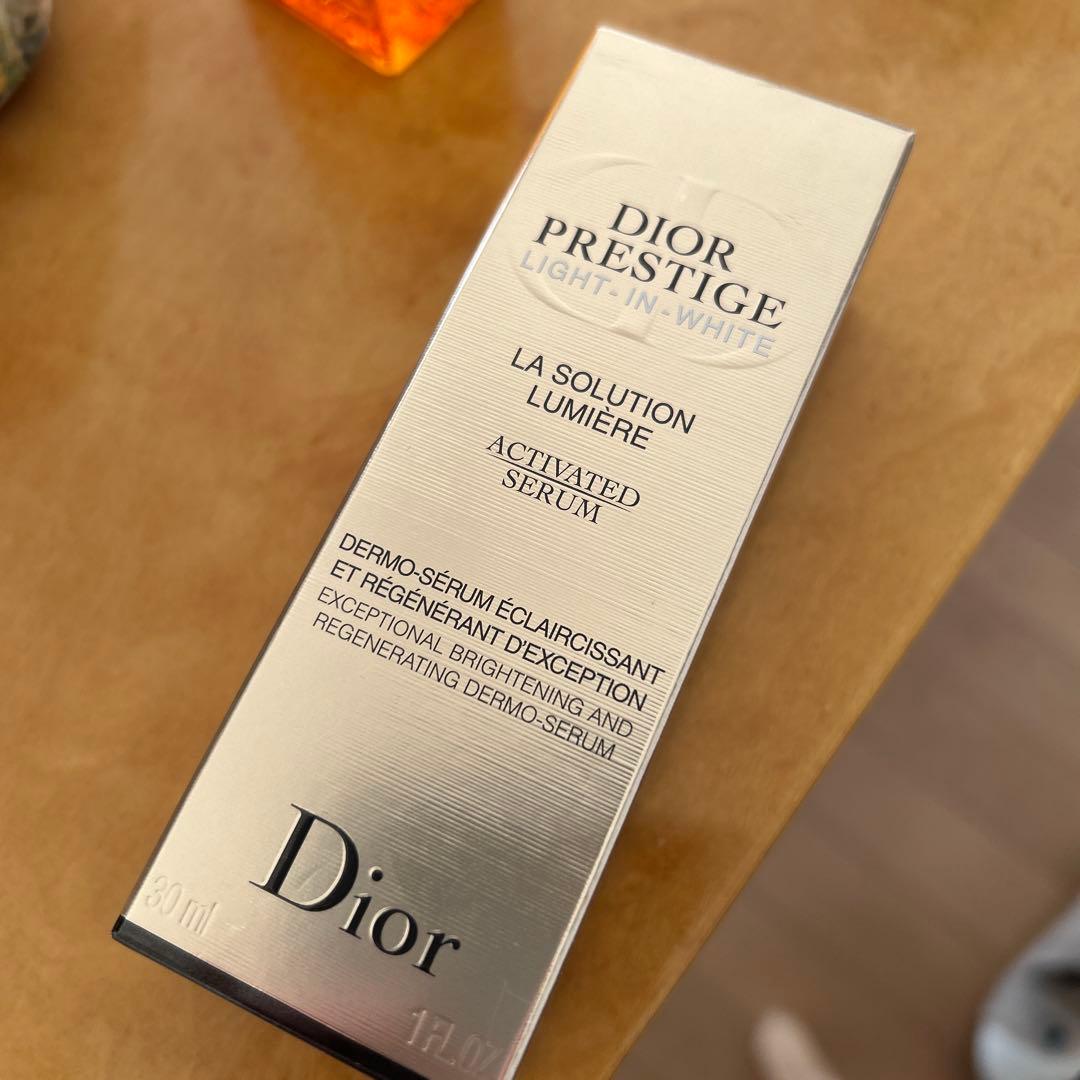 Dior プレステージ　ホワイトラソリューション　リミエール 美容液 30ml