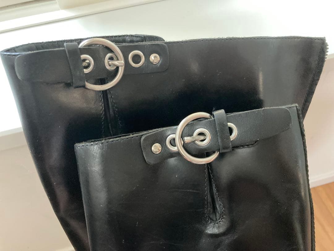 MIUMIUブラックレザー ロングブーツ 38.5