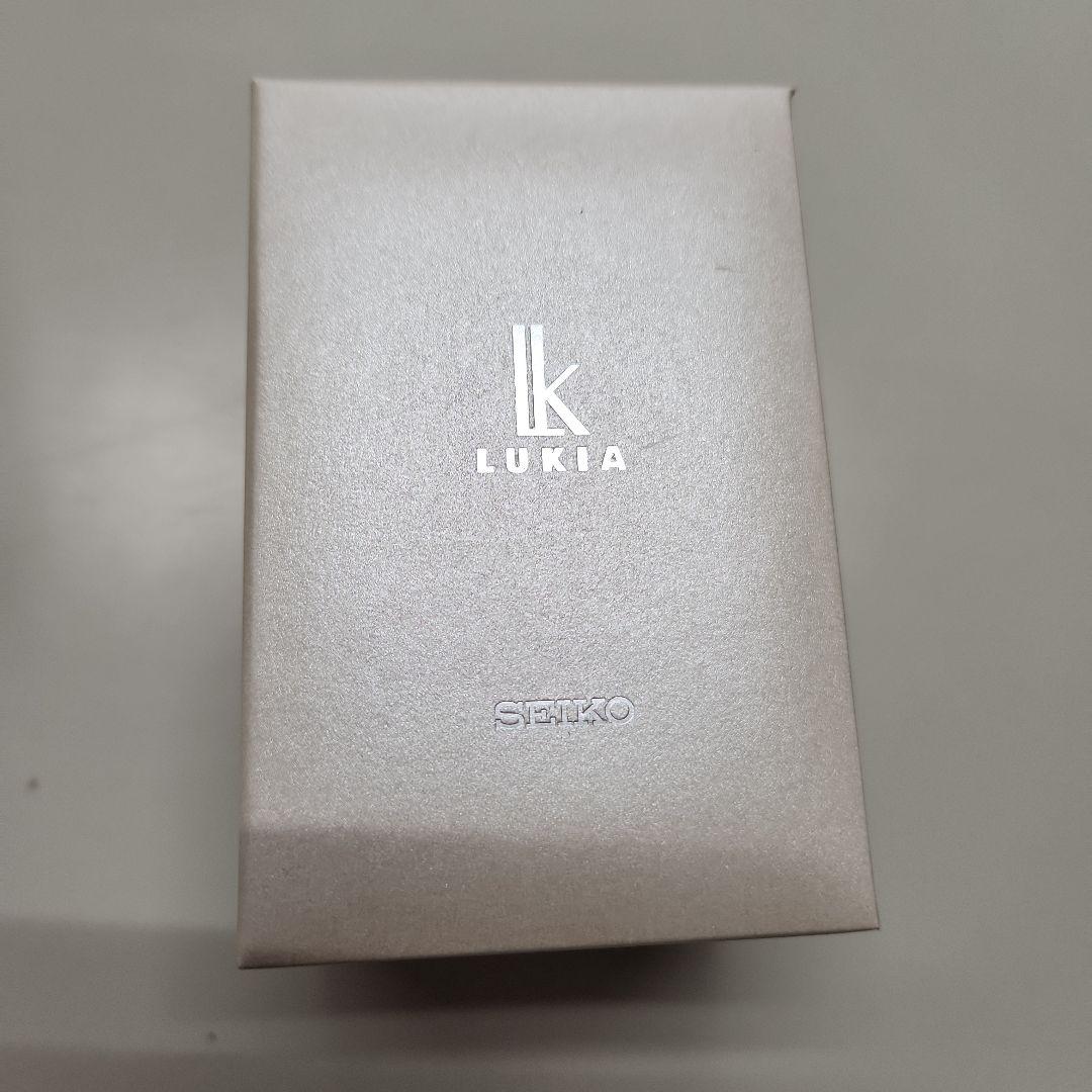 SEIKO ルキア ソーラー電波時計 ゴールド