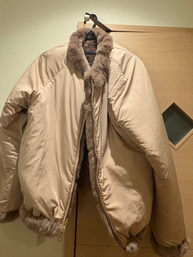 グレースコンチネンタル　リバーシブルノーカラーレッキスブルゾン　一回短時間使用