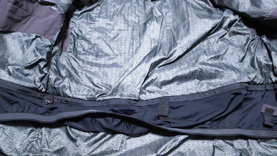 【BURTON THIRTEEN】スノーボードウェア ゴアテックス バートン限定