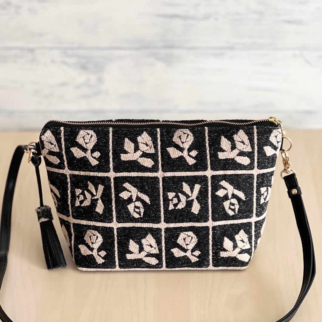 ミナペルホネン Lulu beigeショルダーバッグMB512-101