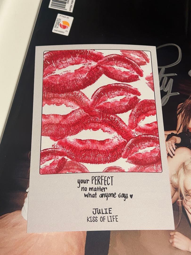 KISS OF LIFE サイン入りアルバム