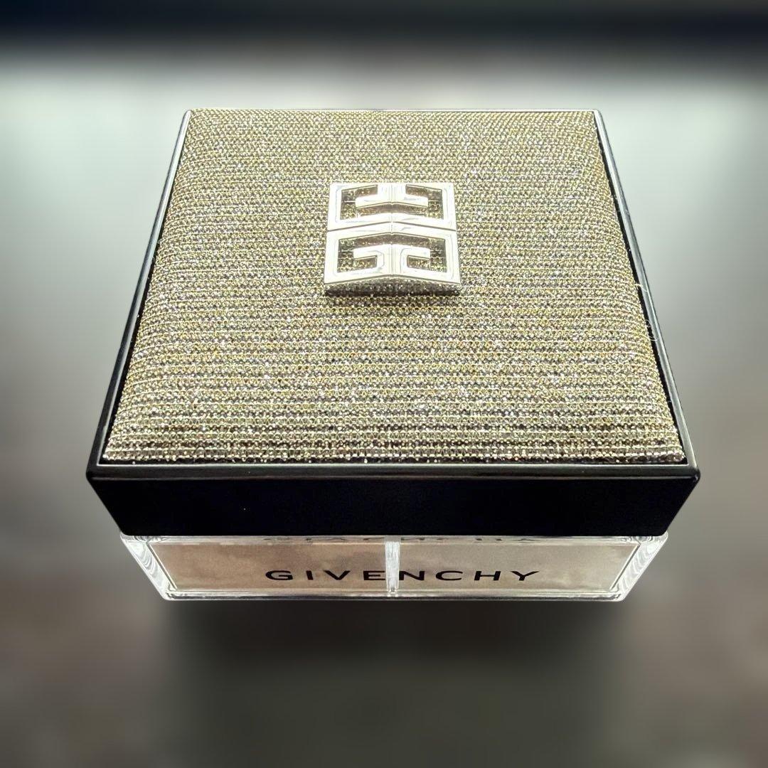 GIVENCHY プリズム・リーブル No.15 イリデセント・ヴェイル