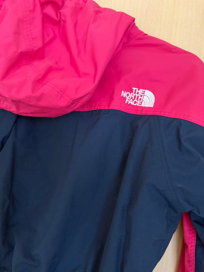 THE NORTH FACE 子ども用フルボディスーツ ネイビー/ピンク